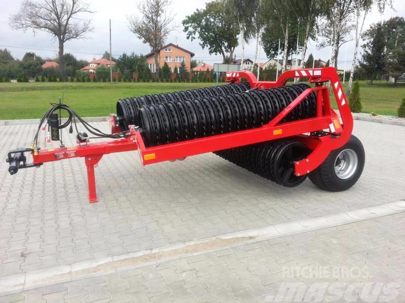 Agro-Factory Grom  roller/ rouleau 530mm Cambridge, 6,3m Farming rollers