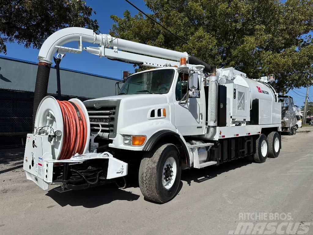 Sterling L 7500 Sewage disposal Trucks