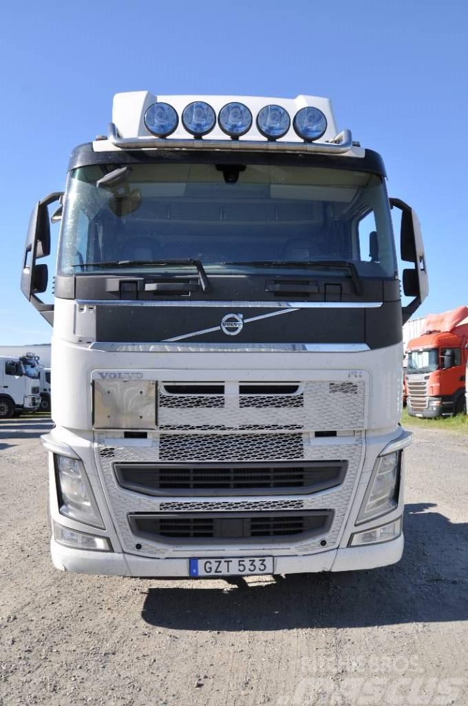 Volvo FH500 6X2 Containerframe/Skiploader trucks