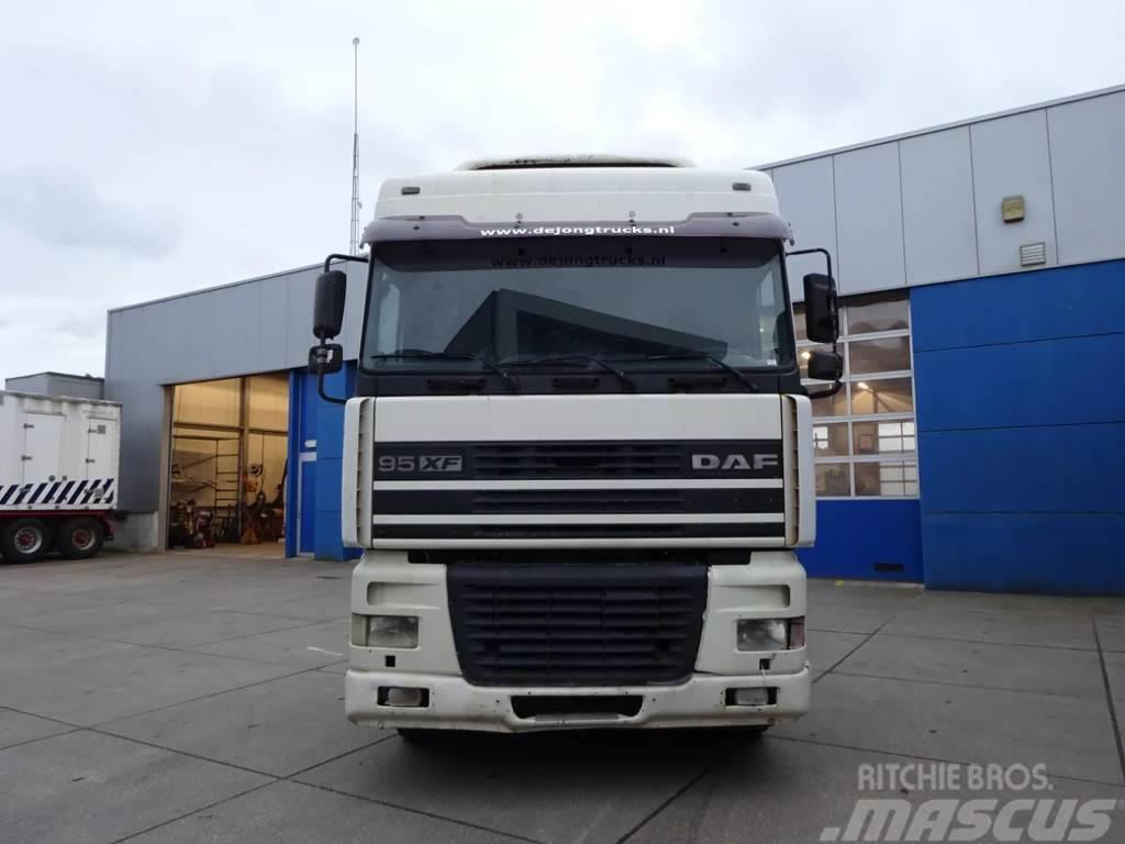 DAF XF 95.430 SC / Euro 2 / Manual Gearbox Truck Tractor Units