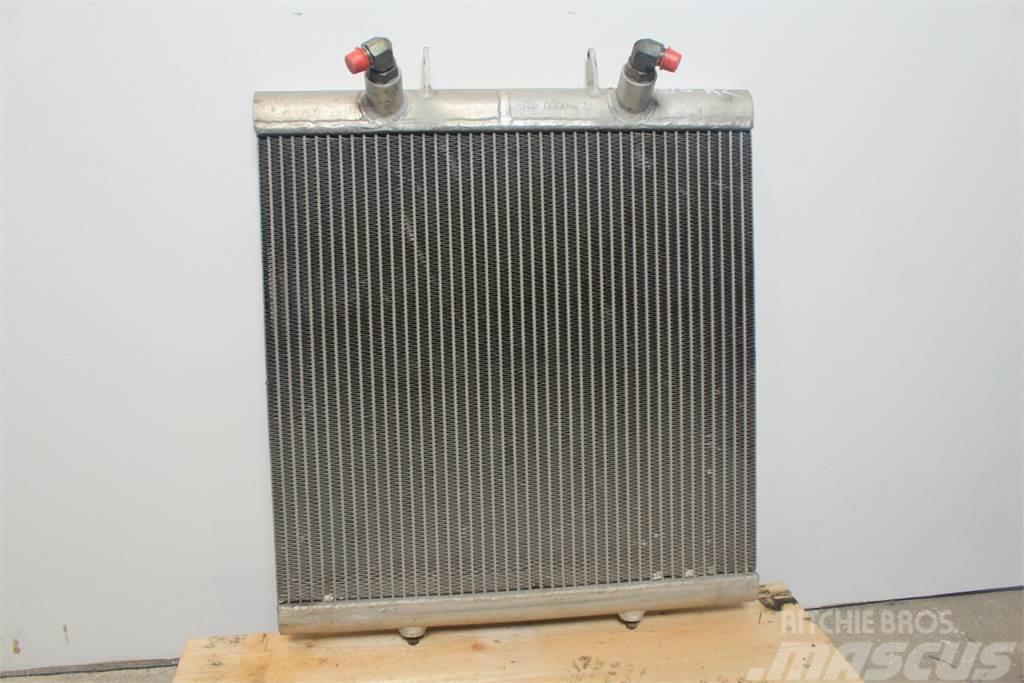 Renault Ares 816 Oil Cooler Engines
