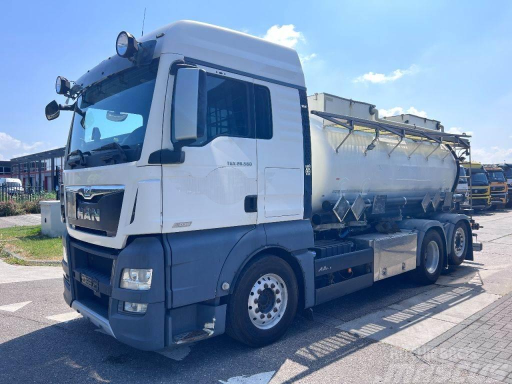 MAN TGX 26.560 6X2 EURO 6 - 11.500L VACUUM CLEANER - 2 Sewage disposal Trucks