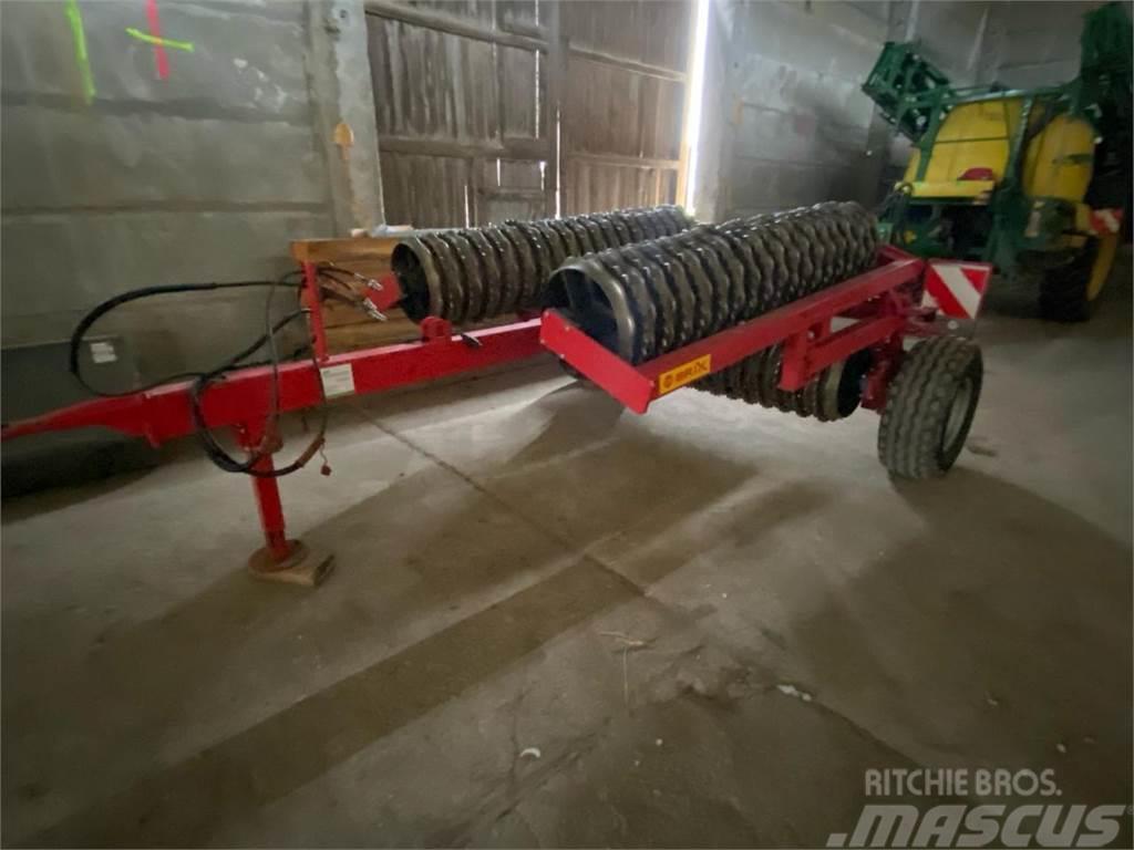 Brix Walzenzug 9m Farming rollers