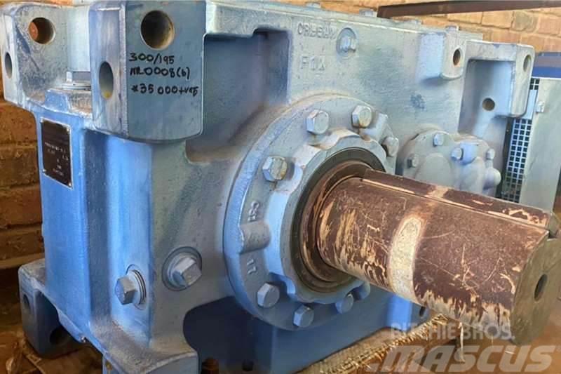Sumitomo Industrial Gearbox 45kW Ratio 35.5 to 1 Other trucks
