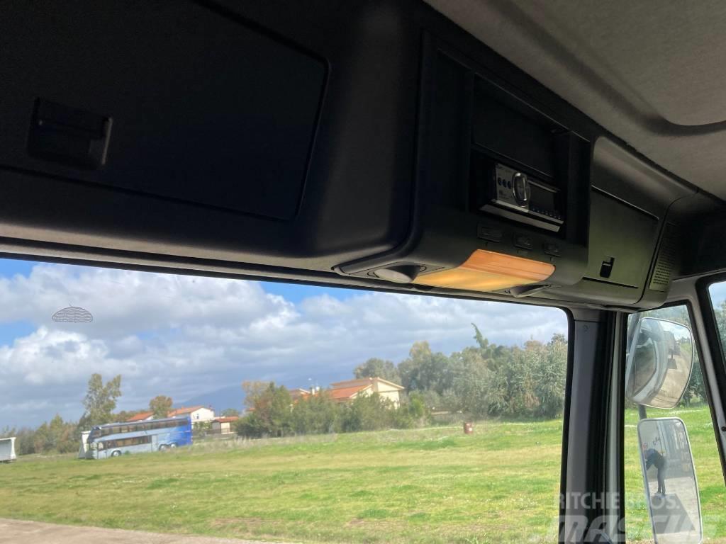 Iveco TECTOR 80EL15 Tautliner/curtainside trucks