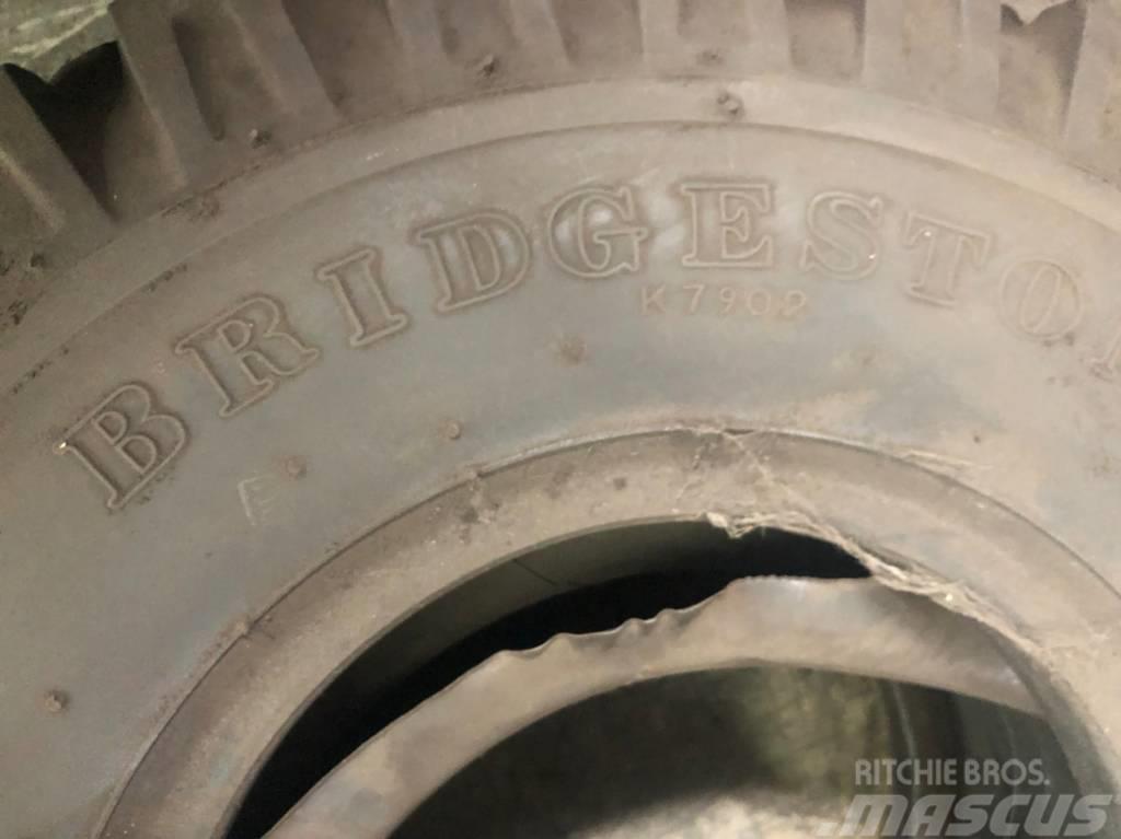 Bridgestone 21x8-9 Tyres, wheels and rims