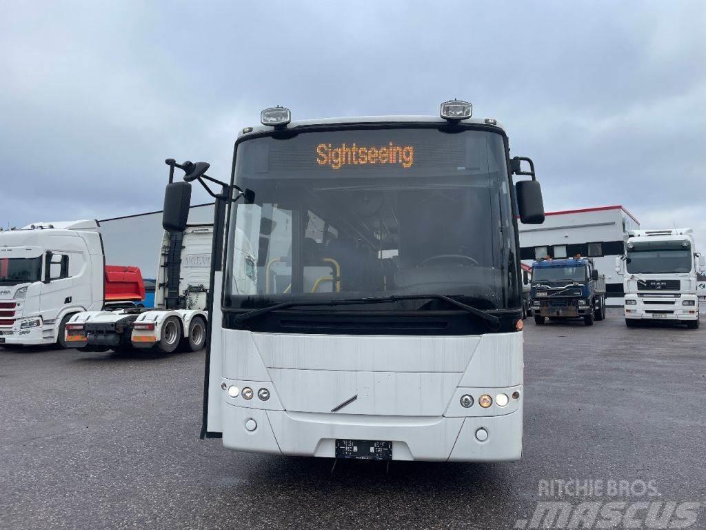 Volvo 8700 45 PAIKKAA / INVANOSTIN / EURO 5 Intercity bus