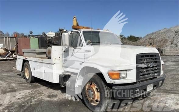 Ford F800 Other