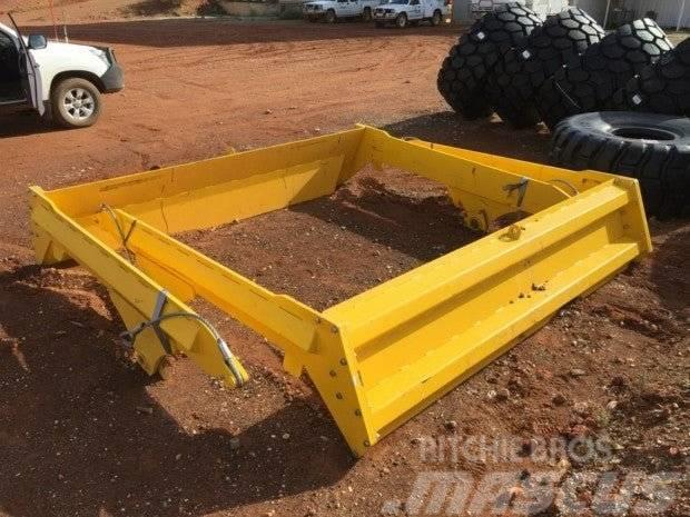 Volvo Tailgates for A40D Articulated Truck Rough terrain truck