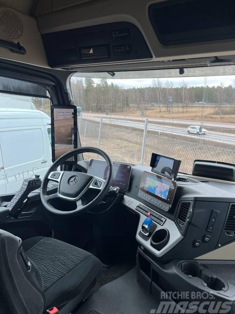 Mercedes-Benz Actros 2853 Finns för omgående leverans Hook lift trucks