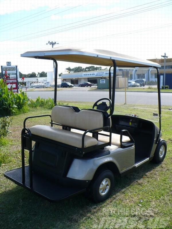 Rental 4-seater people mover Golf carts