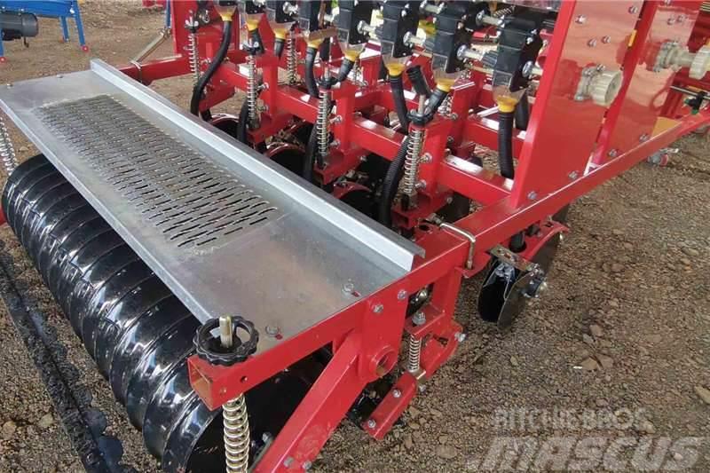  Other 8 Row Fine Seed Planter Other trucks