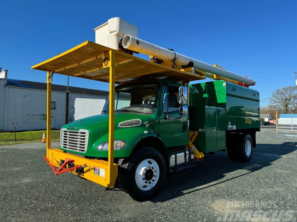 Freightliner M2 106 Truck mounted aerial platforms