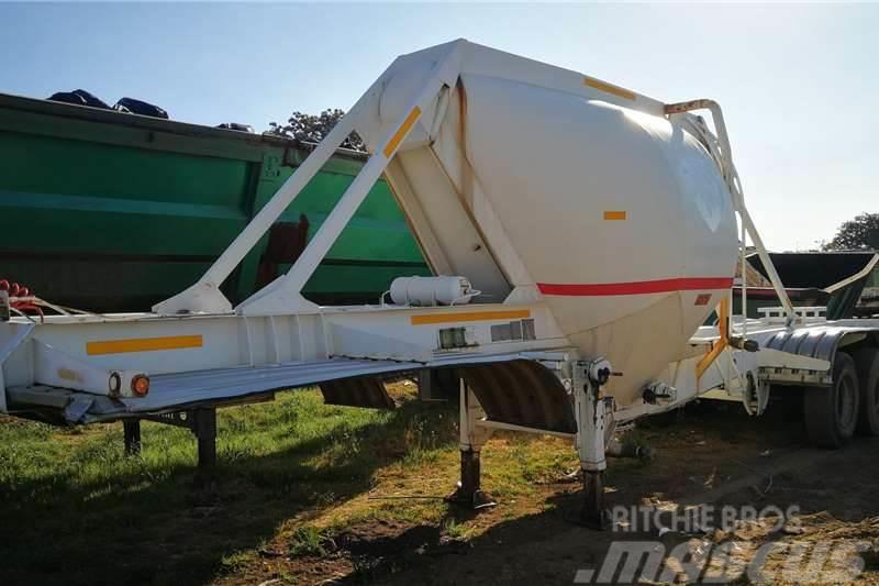 Henred 12 Cube Other trailers
