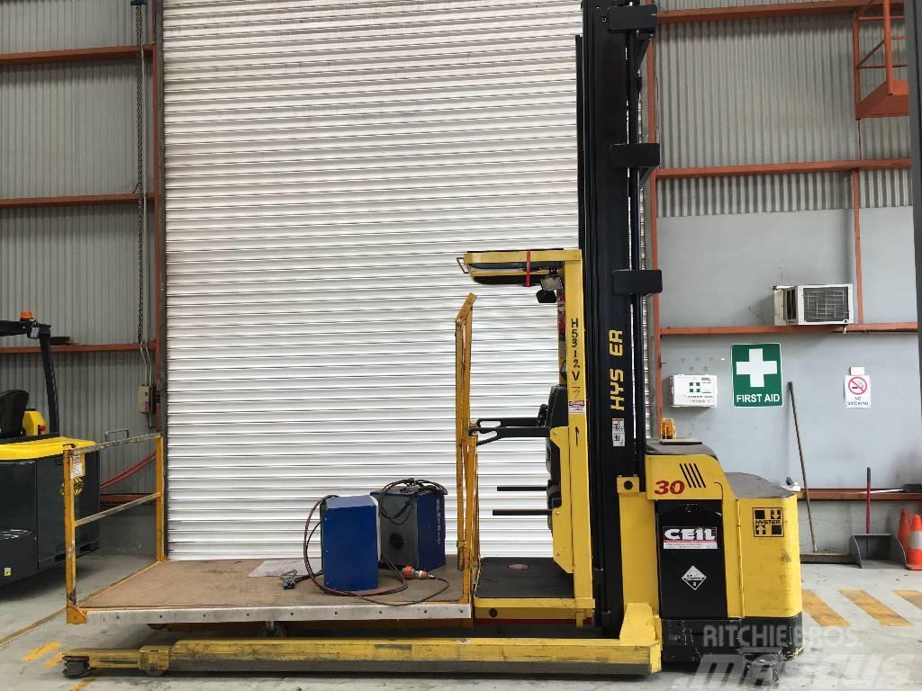 Hyster R30XMF3 High lift order picker