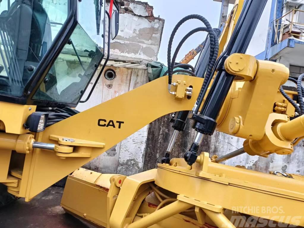 CAT 140 H Other groundscare machines