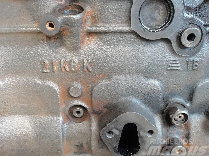 CASE TX 140-45 {engine head  Iveco 445TA} Engines