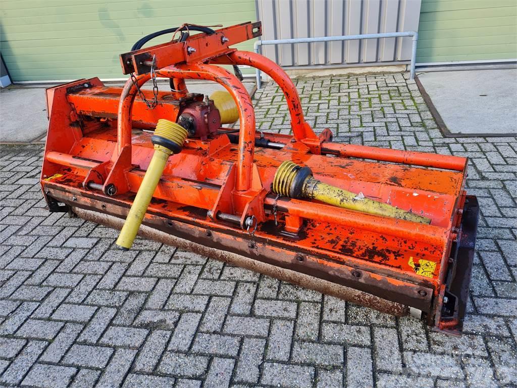 Sicma frontklepelmaaer Rough, trim and surrounds mowers