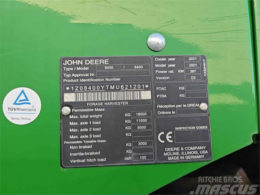John Deere 8400i Self-propelled foragers