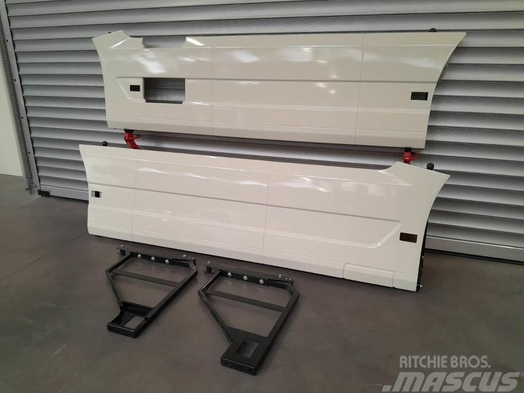 Volvo FH EURO 6 SIDESKIRT / CARENE Other components
