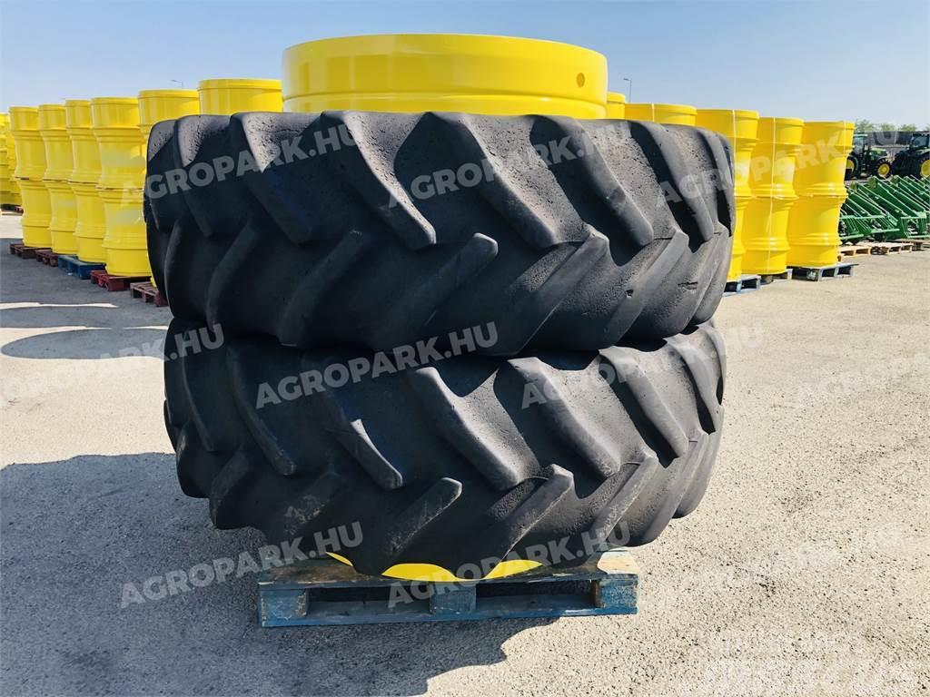  twin wheel set with Goodyear 620/70R42 tires Dual wheels