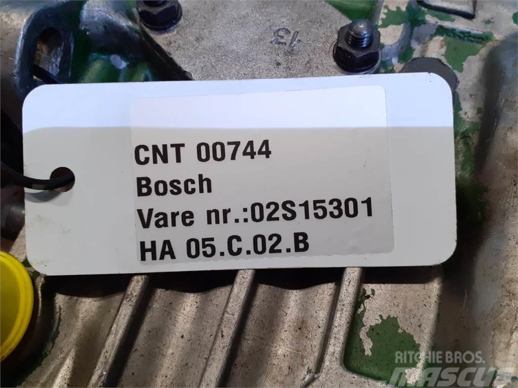 Bosch Brændstofpumpe 02S15301 Engines