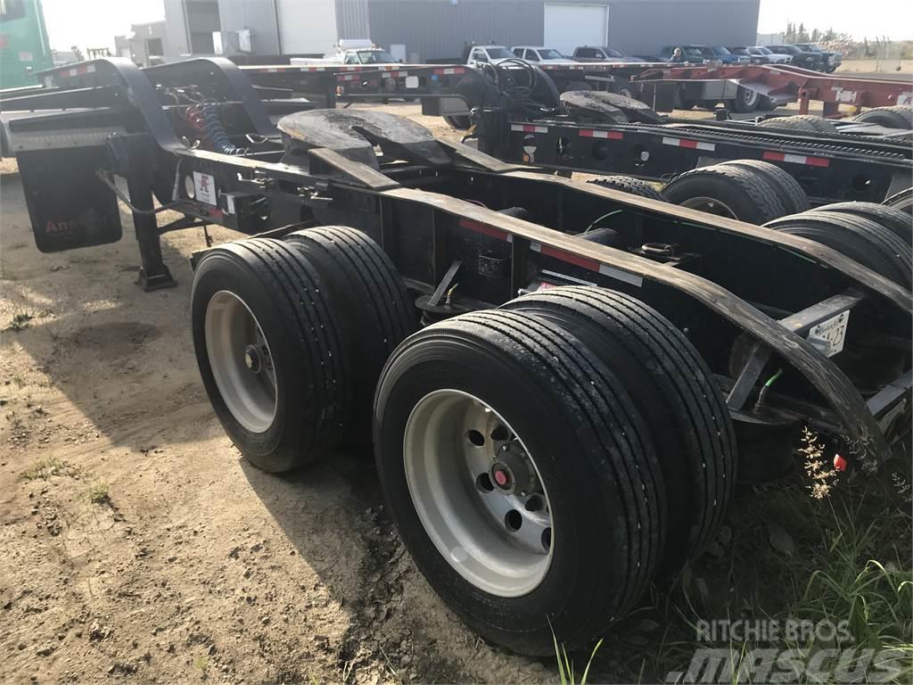  K-Line Tandem Axle Jeep Skeletal trailers