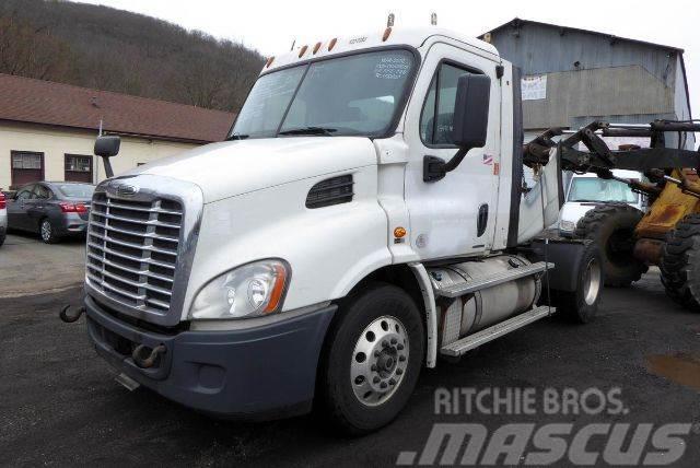Freightliner Cascadia 113 Chassis Cab trucks