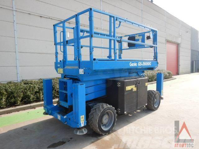 Genie GS-2669DC Articulated boom lifts