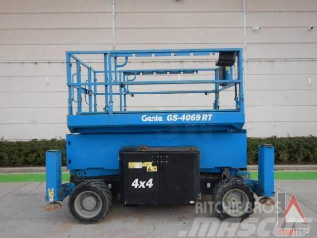 Genie GS-4069RT Articulated boom lifts