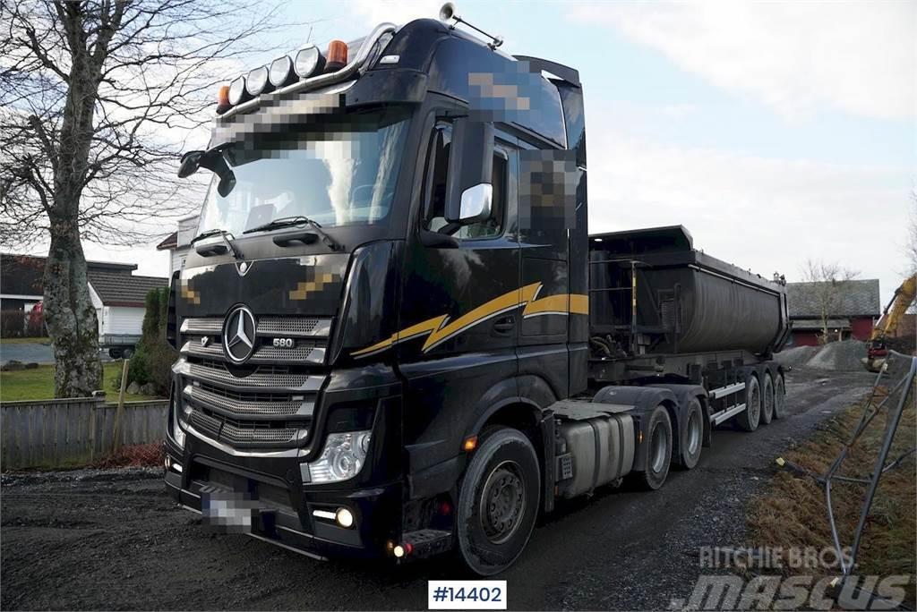 Mercedes-Benz Actros 2653 6x4 Truck w/ hydraulics. Truck Tractor Units