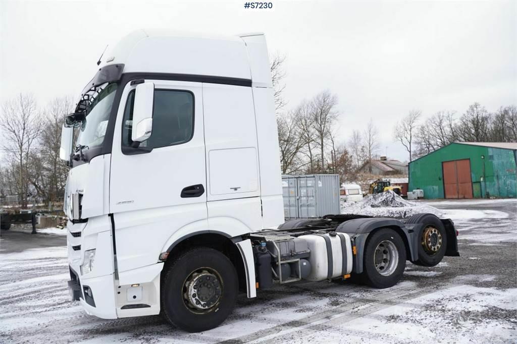 Mercedes-Benz Actros 6x2 Tractor Unit Truck Tractor Units