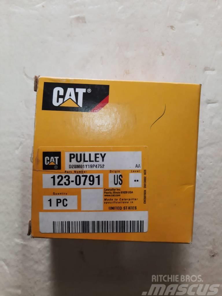  123-0791 PULLEY Caterpillar 374 Other components