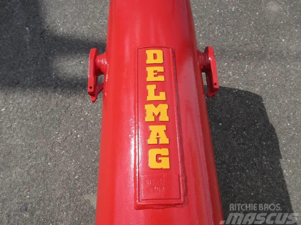 Delmag D12-32 Diesel pile hammers