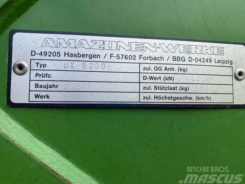 Amazone UX 5200 Trailed sprayers