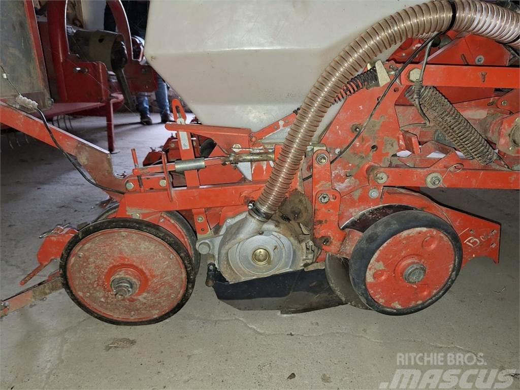Kuhn Plantner Precision sowing machines