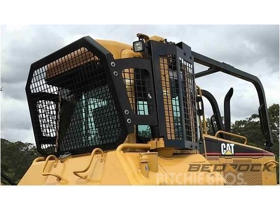 Bedrock Screens and Sweeps for CAT D5N Other tractor accessories