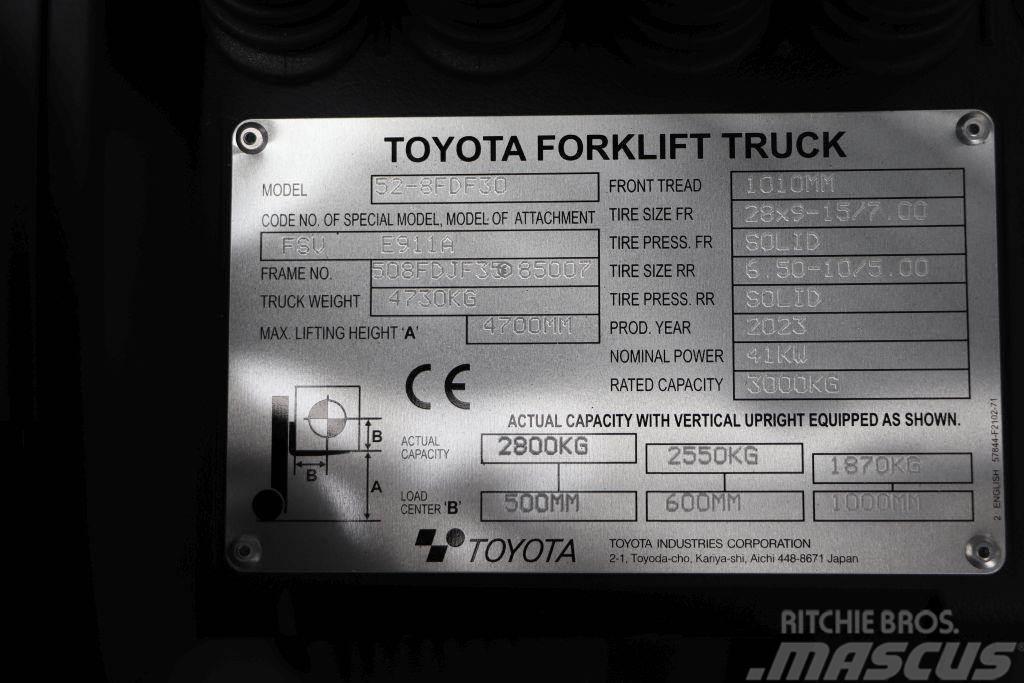 Toyota 52-8FDF30 Diesel trucks