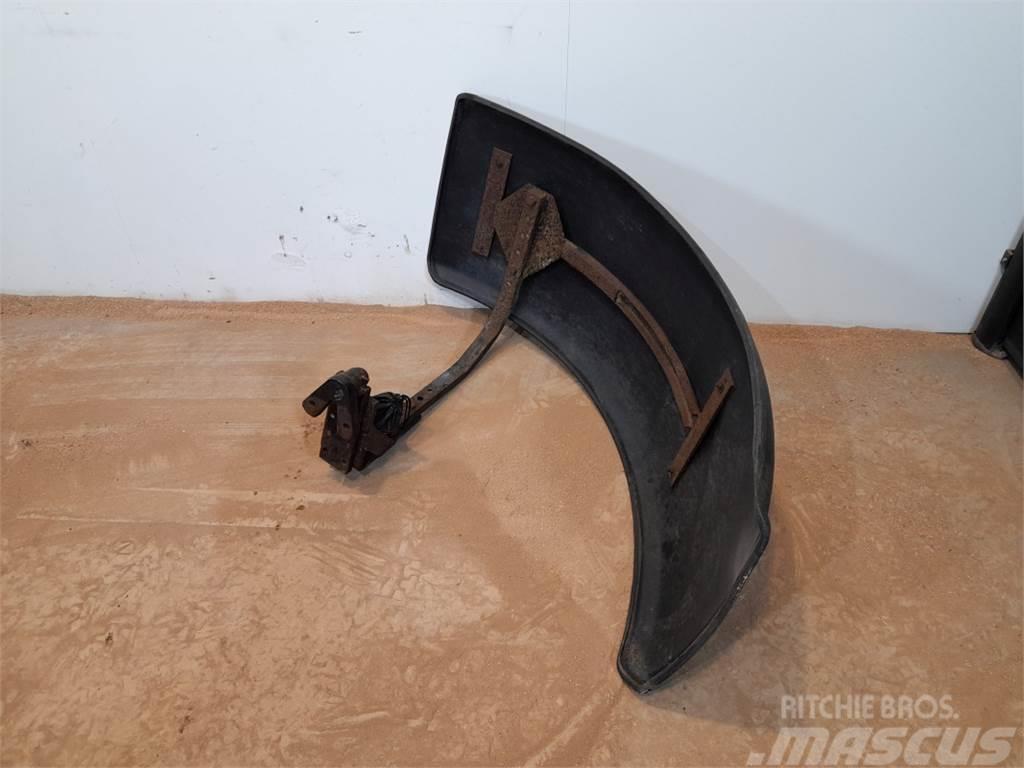 New Holland TM190 Front Fender Chassis