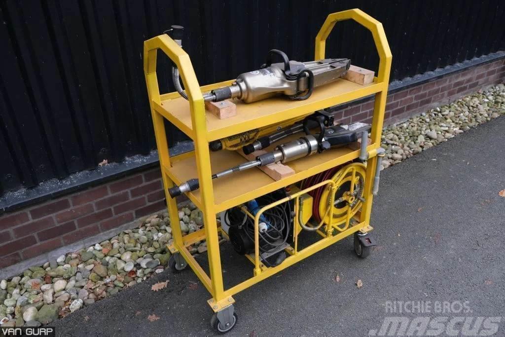 Weber Hydraulic spreader + Power unit + ram + cutter Other clamps