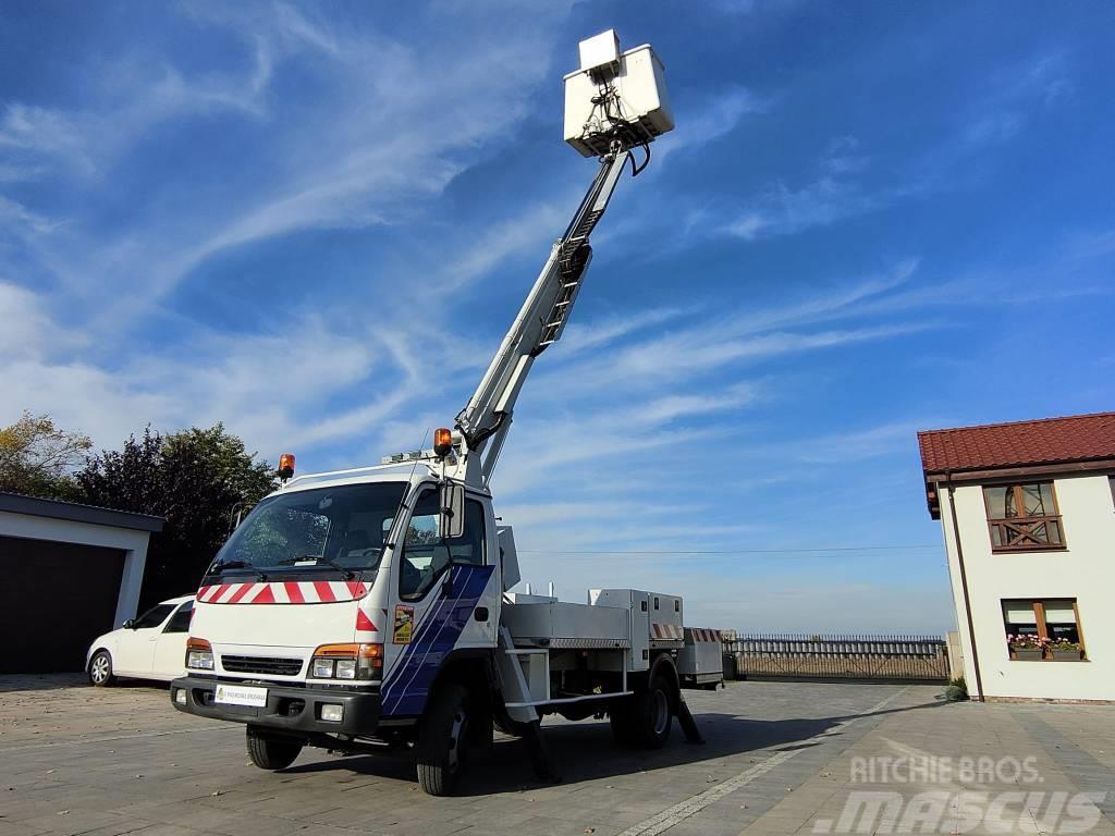 Isuzu NPR 70 Podnośnik koszowy Truck mounted aerial platforms