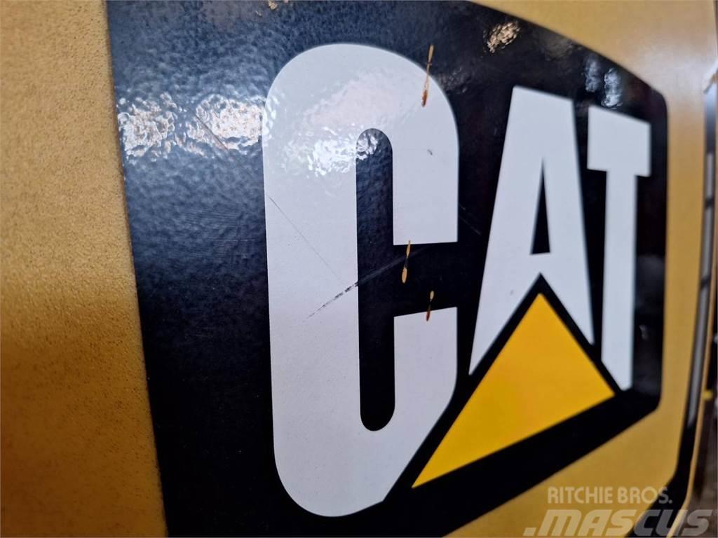 CAT NO20NE Low lift order picker