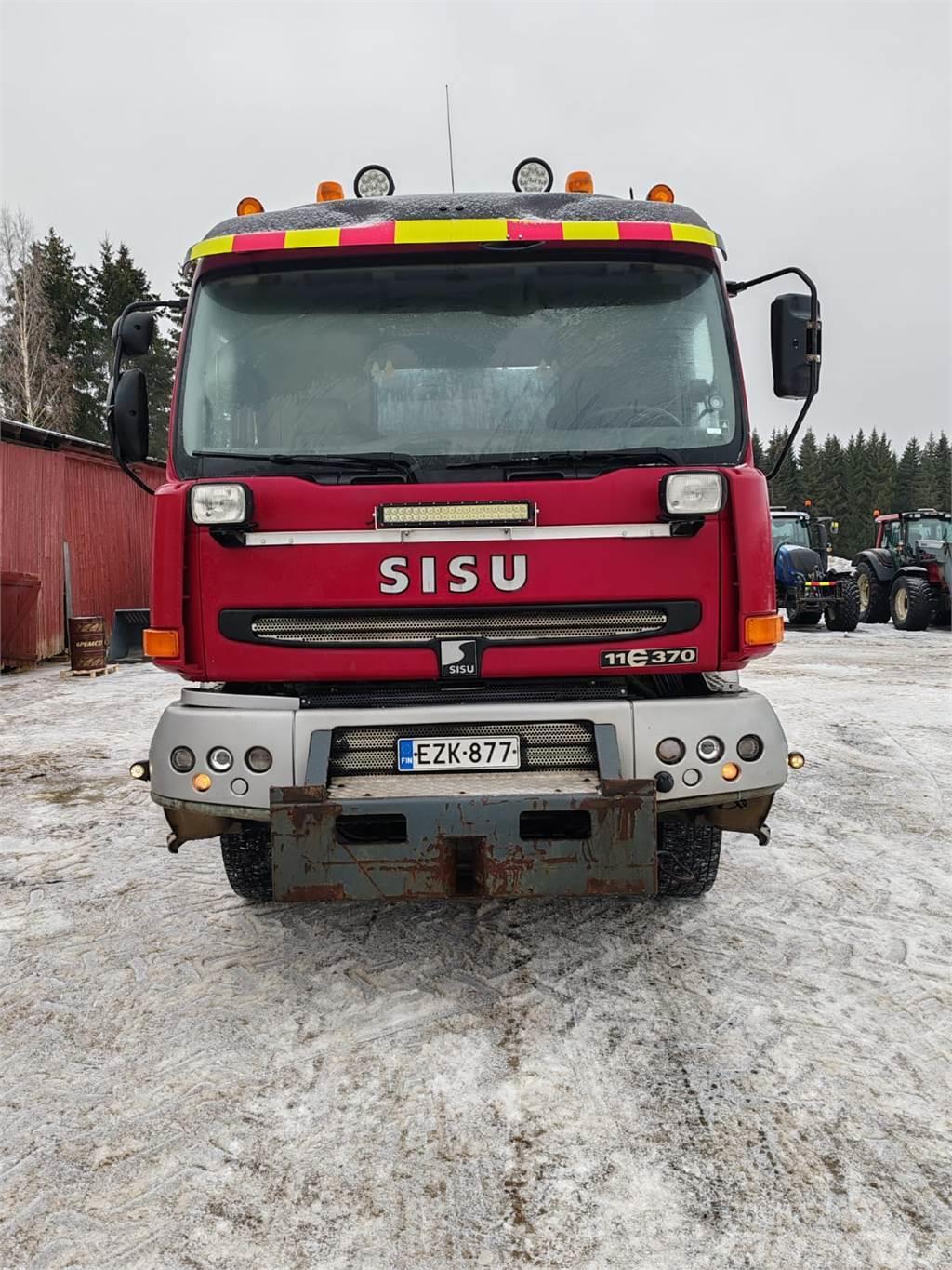 Sisu E11 370 Demountable trucks