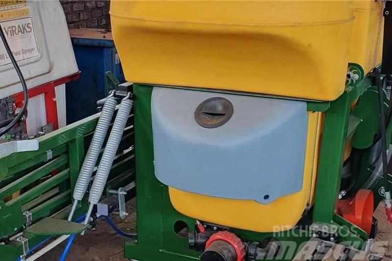  VIRAKS 1000 litre with Hydraulic 16m boom Crop processing and storage units/machines - Others