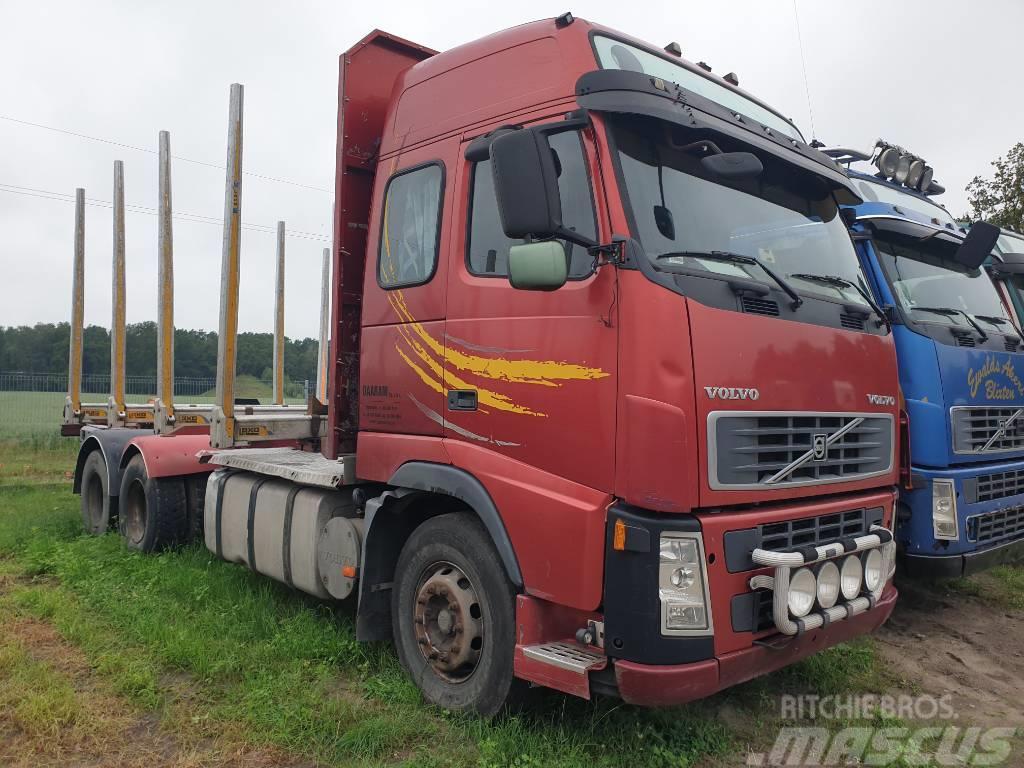 Volvo FH 520 Timber trucks