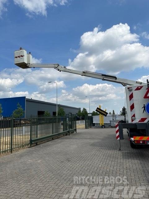 Custers T265-18 Truck mounted aerial platforms