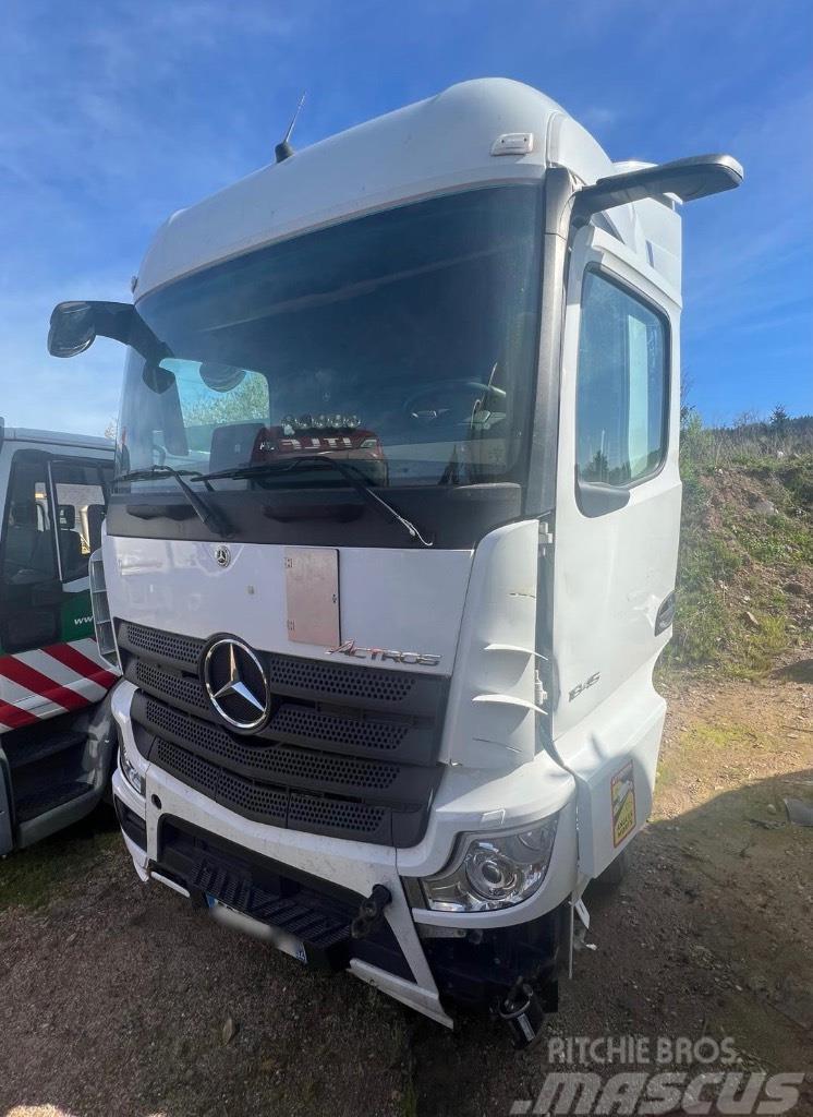 Mercedes-Benz Actros 1845 LS *ACCIDENTE*DAMAGED*UNFALL* Truck Tractor Units