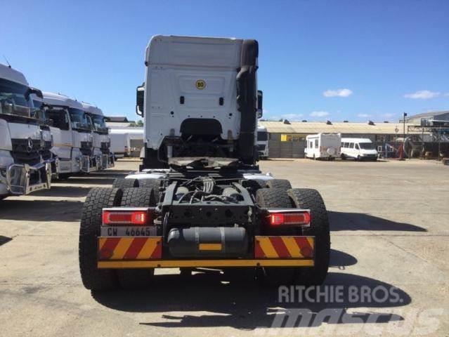 Fuso ACTROS 2652LS/33PURE Truck Tractor Units