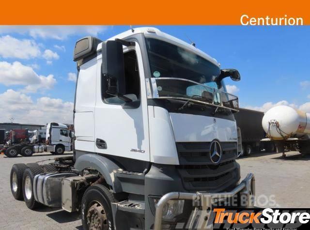 Fuso Actros ACTROS 2640LS/33 Truck Tractor Units