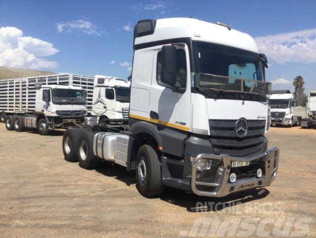 Fuso Actros ACTROS 2652LS/33PURE Truck Tractor Units